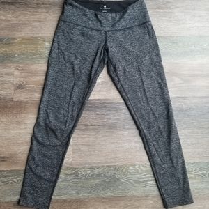 Gray workout leggings